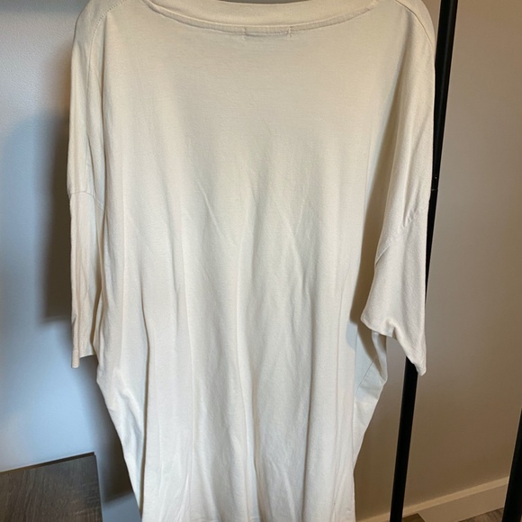 MNML Oversized Box Tee - Picture 2 of 3